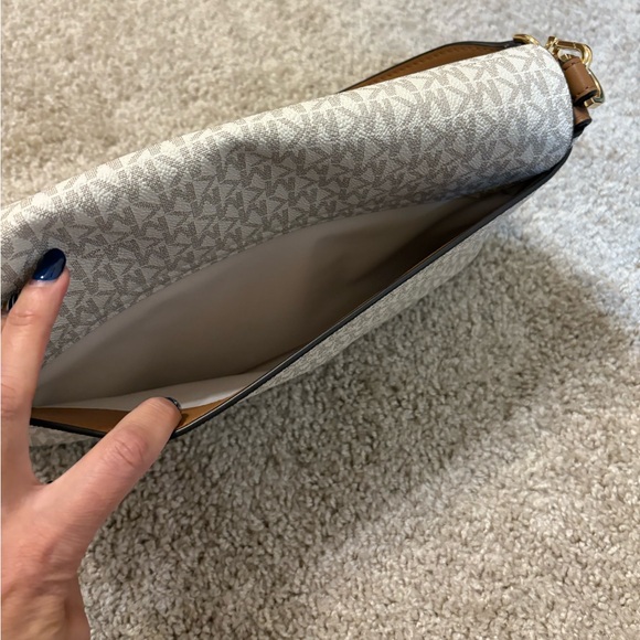 SOLD--> Michael Kors Monogram Cream Crossbody Bag - Picture 6 of 9